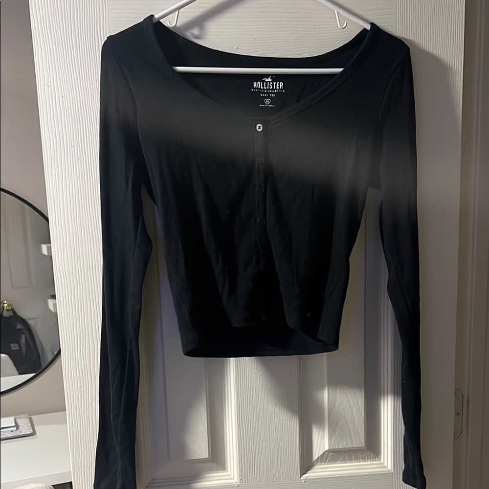 Hollister Women's Black Long Sleeve Top